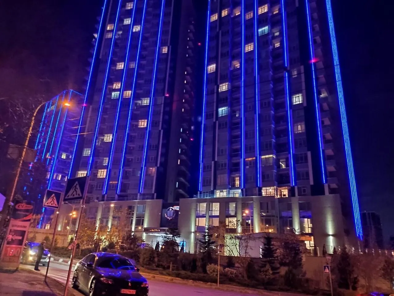 Petrovdom Apartments 14-377 In Rc Central Park,7 John Mccain Street Kijev 0*,