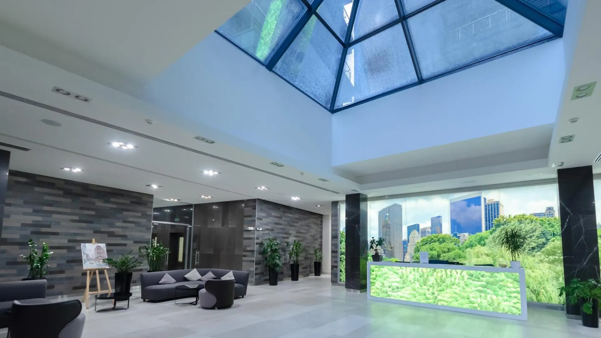 Petrovdom Apartments 14-377 In Rc Central Park,7 John Mccain Street Kijev Ukrajna