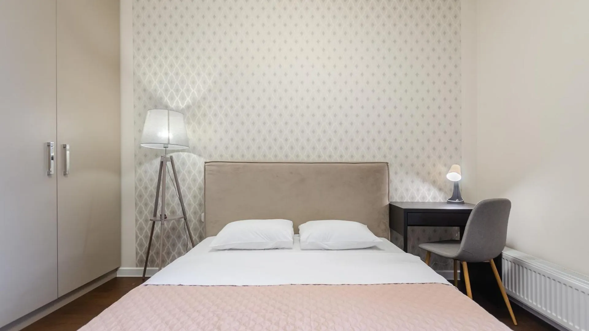 Petrovdom Apartments 14-377 In Rc Central Park,7 John Mccain Street Kijev Ukrajna